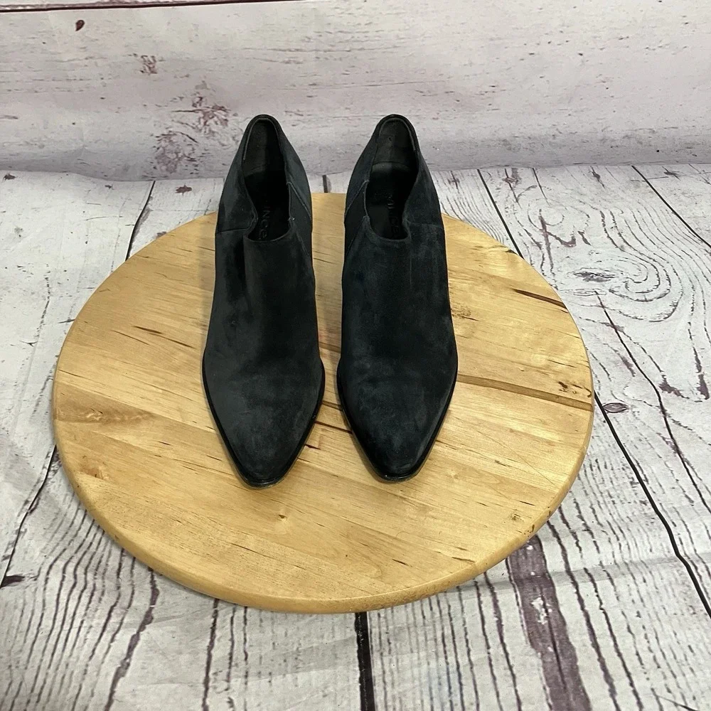 Vince Black Suede Nubuck Ankle Booties Block Heel EU 37 US 7‎ Shootie